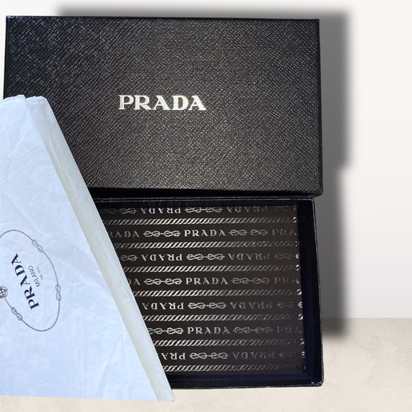 Prada Papaya Saffiano Leather & Gold Logo Long Zip-around  Wallet Fall color 103 - Picture 7 of 7